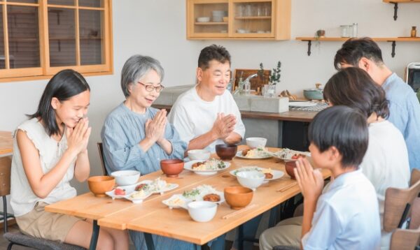 家事代行料理共働き一家団欒